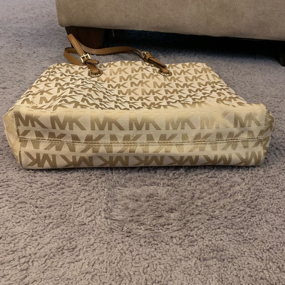 MICHAEL KORS Tote - Picture 8 of 11